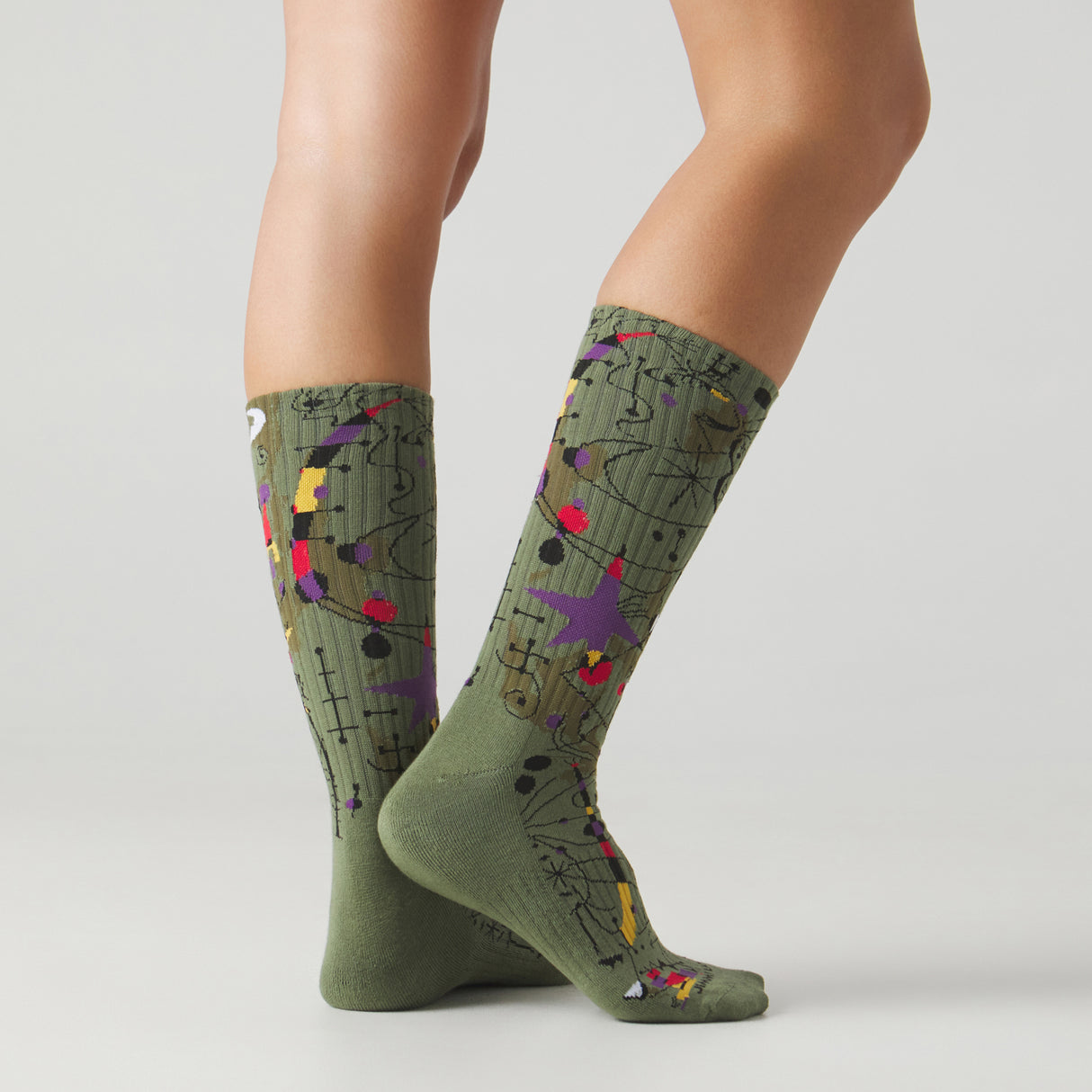 Athletic Miro Acrobatic Dancers