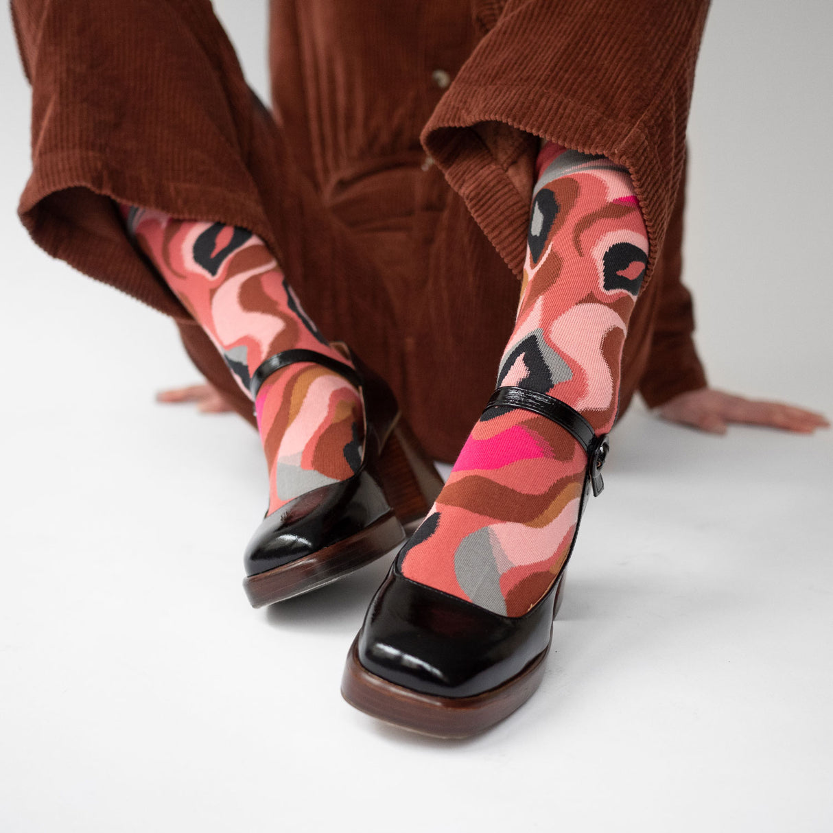 AW23 Venus Multico Abstract Crew | VE8-01