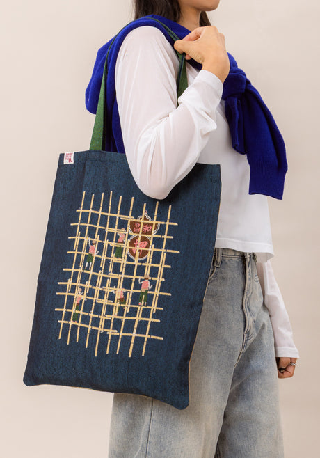 1 Tote Bag & 2 Pairs of Socks Bundle