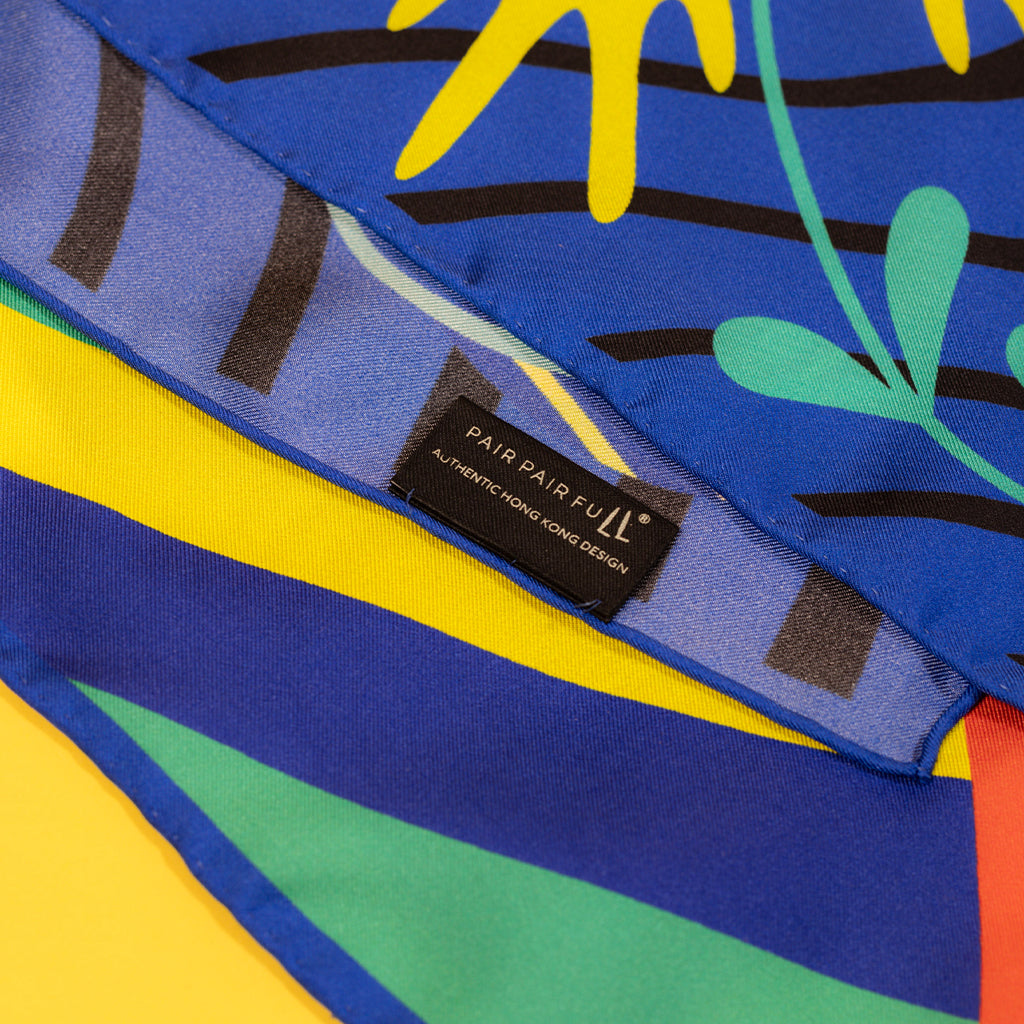 Romer's Tree Frog Mulberry Silk Scarf