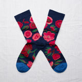 AW26 Conte Indien Fleurs Bleu-Fonce Crew | CO8-01